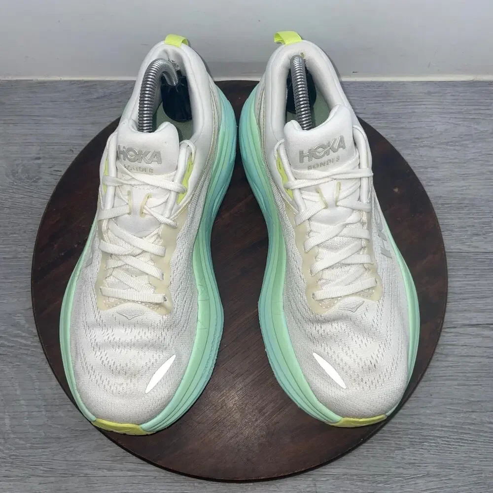 Hoka One One hoka one